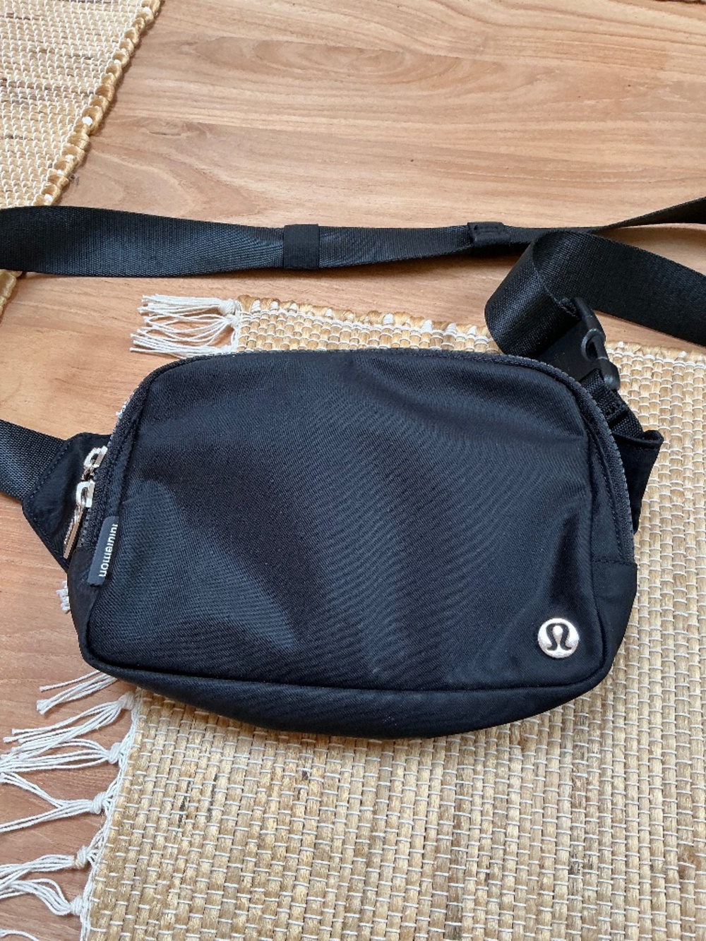 Lululemon Sling bag black.